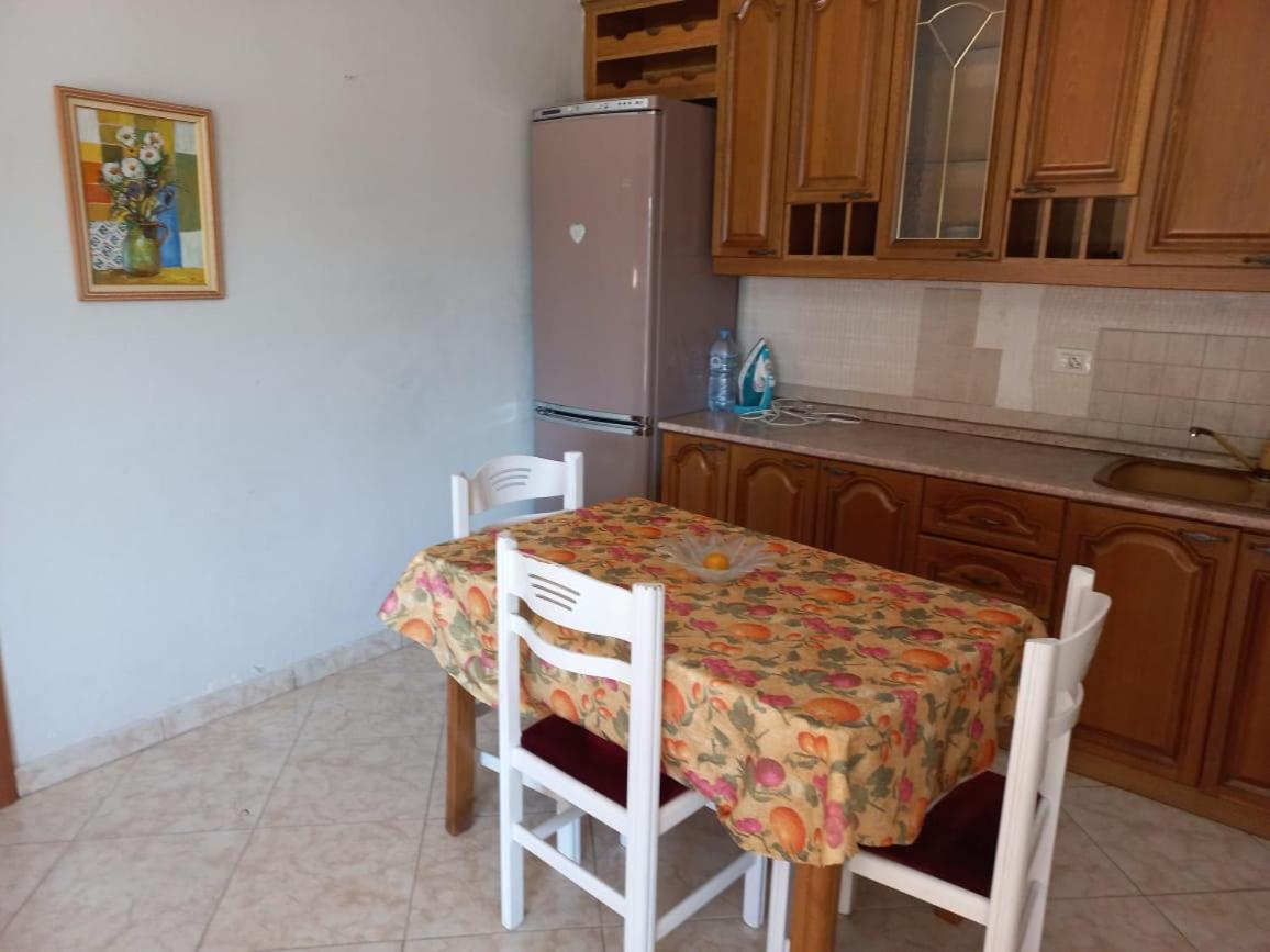Penthouse Rooms & Aparts Tirana Kültér fotó