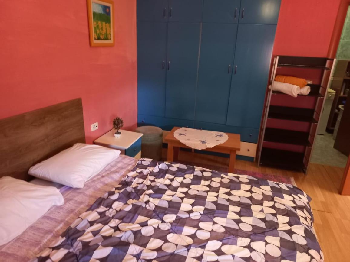 Penthouse Rooms & Aparts Tirana Kültér fotó